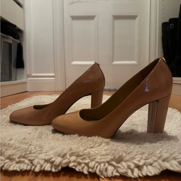 Michael Kors Patent Block Heel Pumps - Nude - Picture 3 of 5